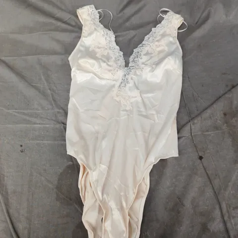 ZARA CREAM SATIN LACE BODYSUIT – WOMEN’S SIZE M