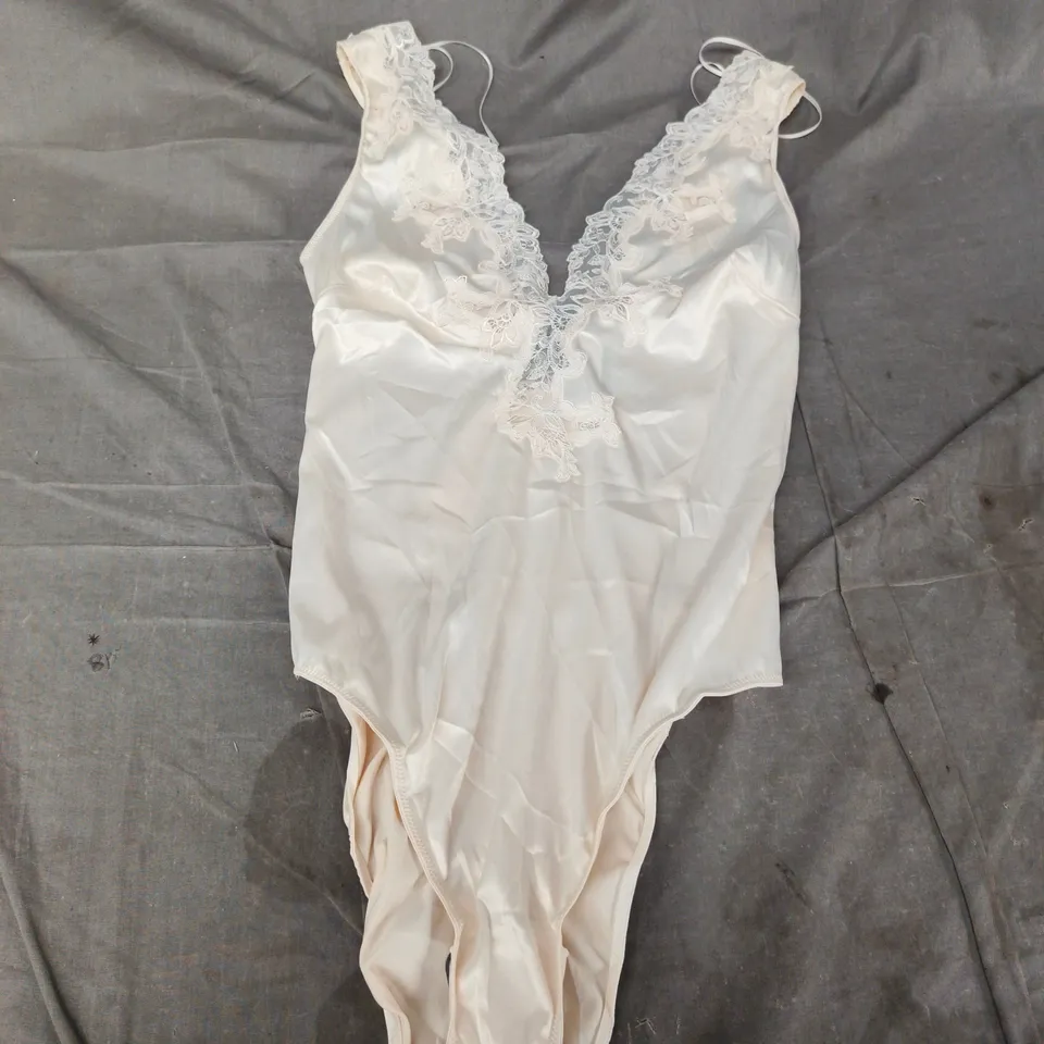 ZARA CREAM SATIN LACE BODYSUIT – WOMEN’S SIZE M