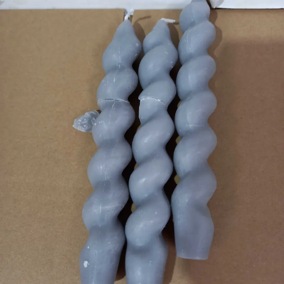 SET OF 3 TWISTED TAPER CANDLES - DARK GREY