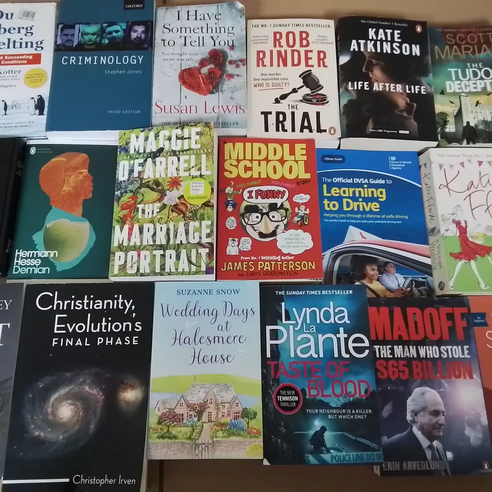 LARGE QUANTITY OF ASSORTED BOOKS TO INCLUDE THE TUTOR DECEPTION, ANATOMY COLORING BOOK AND CRIMINOLOGY BY STEPHEN JONES
