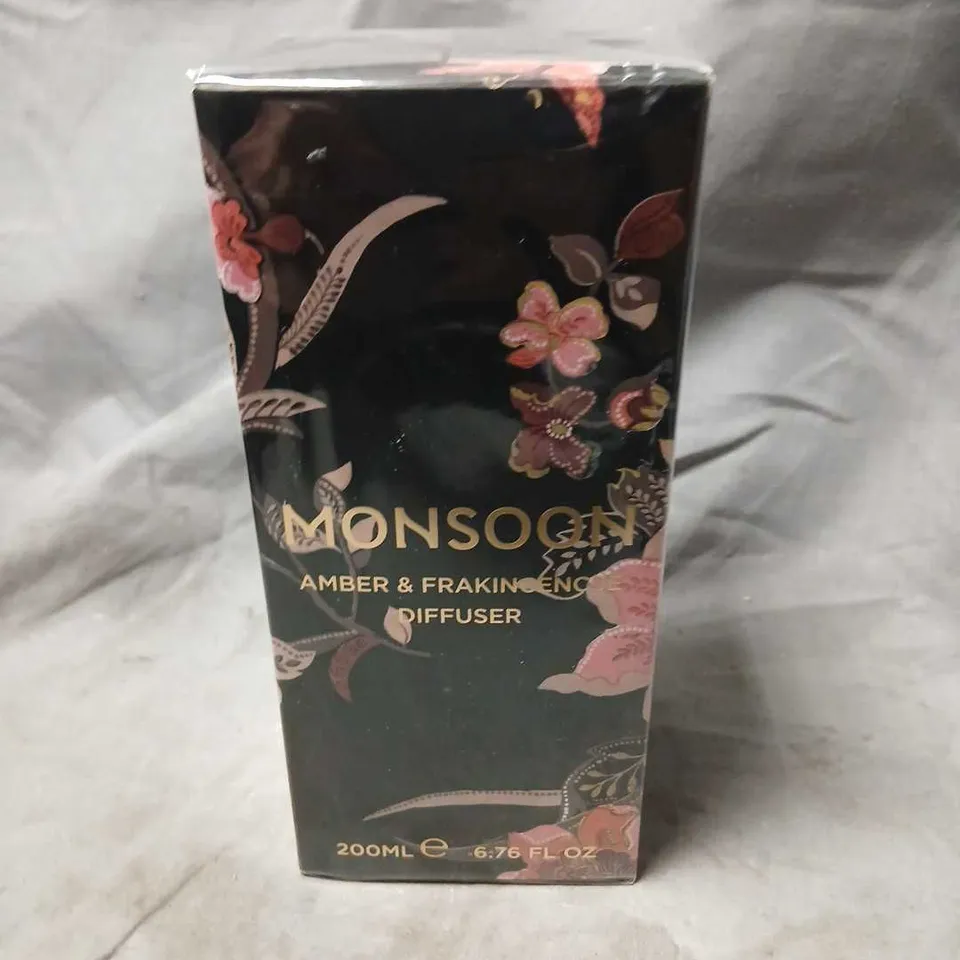 BOXED AND SEALED MONSOON AMBER AND FRANKINSENCSE DIFFUSER