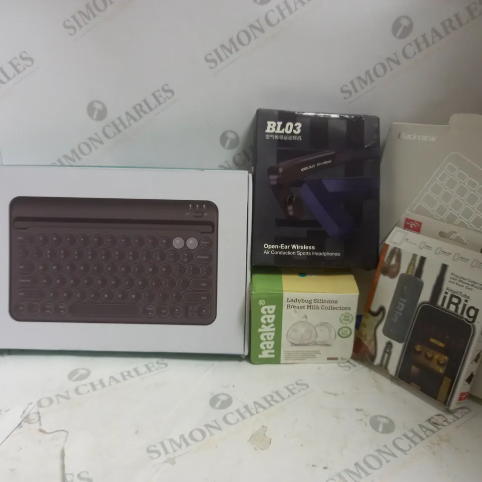 APPROXIMATELY 5 ASSORTED ELECTRICAL ITEMS TO INCLUDE WIRELESS KEYBOARD, OPEN-EAR WIRLESS EARPHONES, AMPLITUBE iRIG, ETC