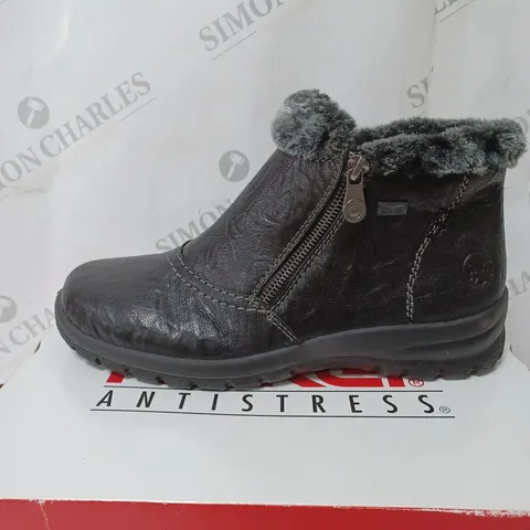BOXED RIEKER ANTISTRESS FUR CUFF ANKLE BOOTS, BLACK - SIZE 7.5