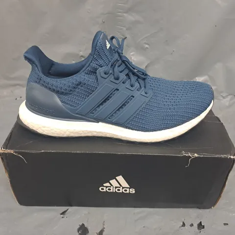 BOXED PAIR OF ADIDAS BLUE ULTRA BOOST SHOES 4.0 IN BLUE SIZE UK 9