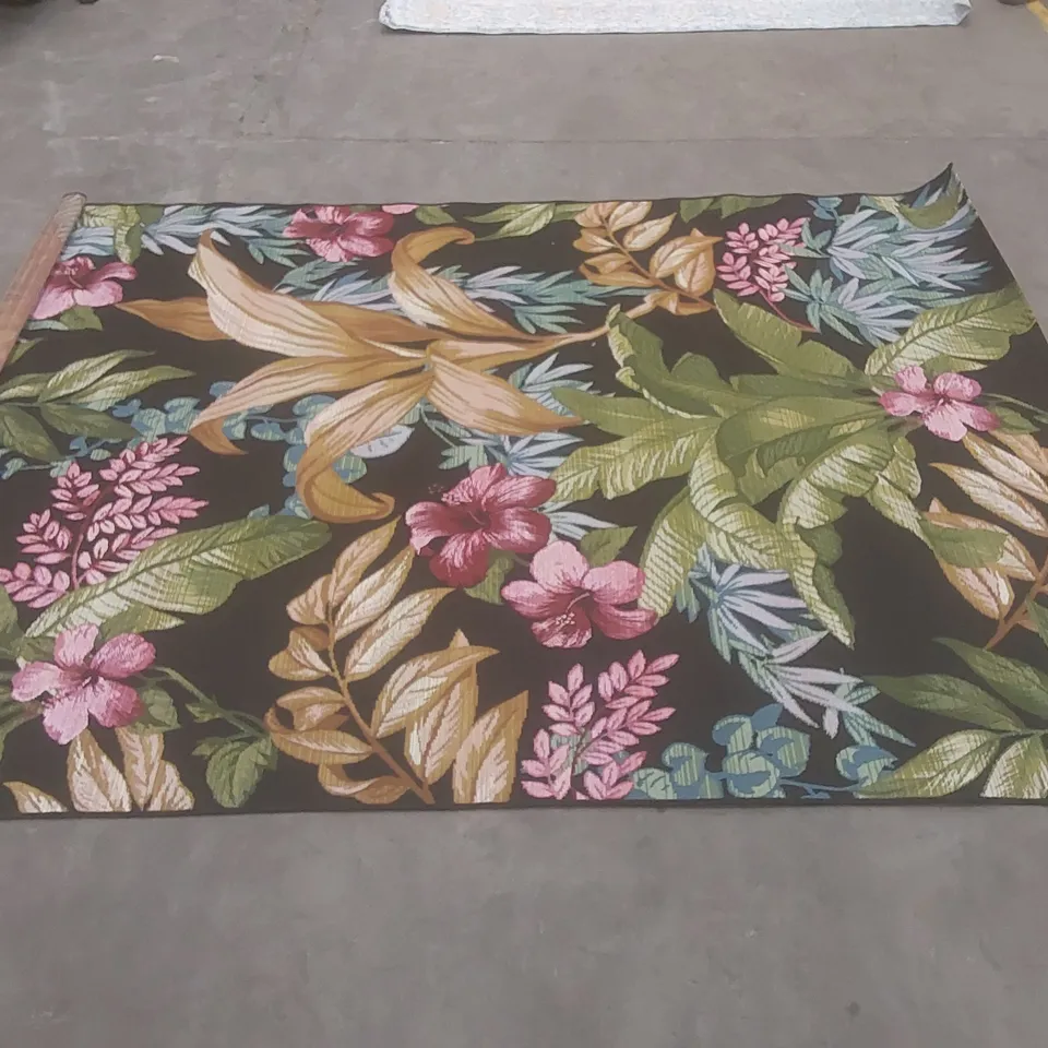 TOMAS FLORAL MACHINE WOVEN FLATWEAVE GREEN/PINK/GOLD AREA RUG // SIZE: 200 X 285cm
