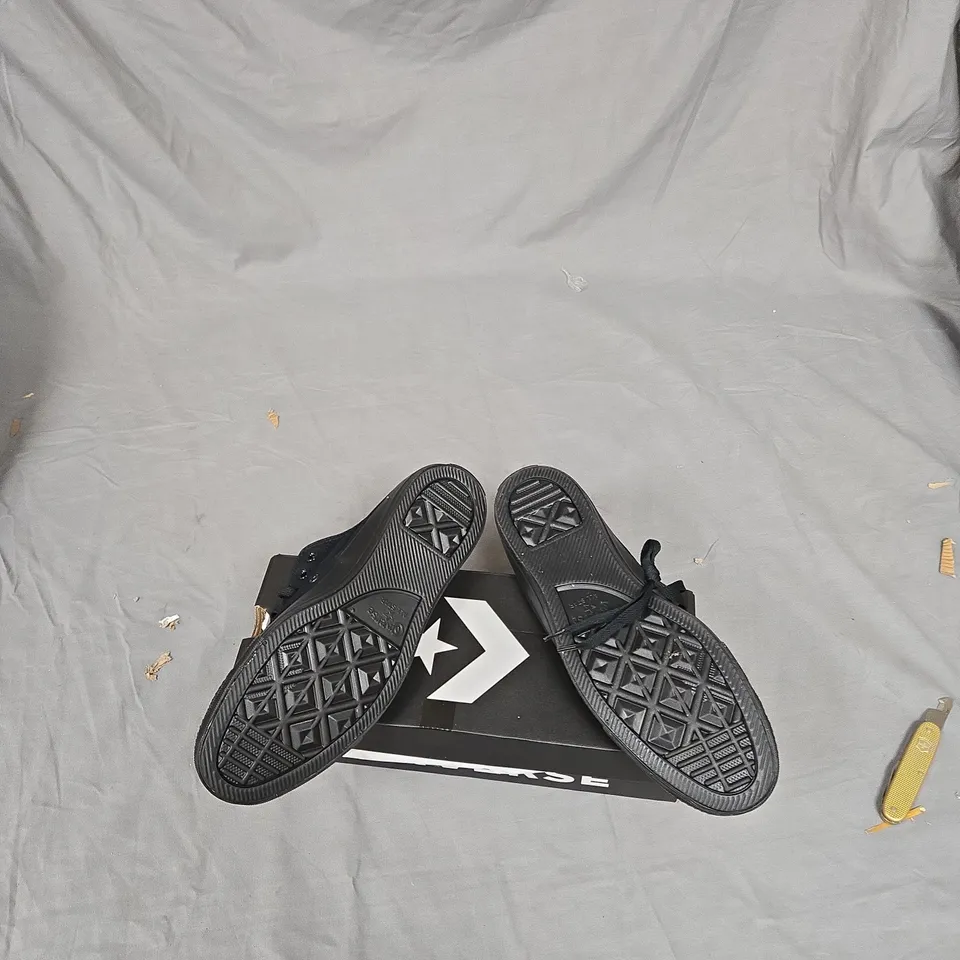 CONVERSE CHUCK TAYLOR ALL STAR LOW-TOP SNEAKERS – BLACK MONOCHROME, UK 8 (US 9)