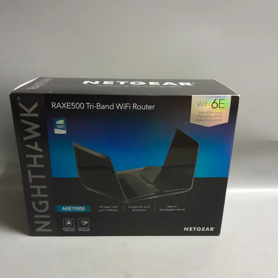 BOXED NETGEAR NIGHTHAWK RAXE500 TRI-BAND WIFI ROUTER WIFI 6E