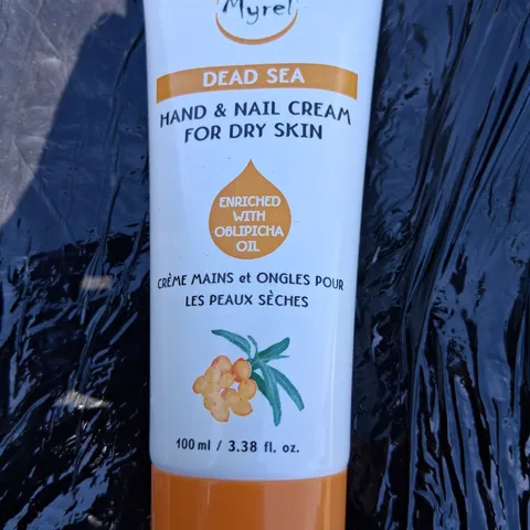 APPROXIMATELY 75 MYREL DEAD SEA HAND AND NAIL CREAM 100ML
