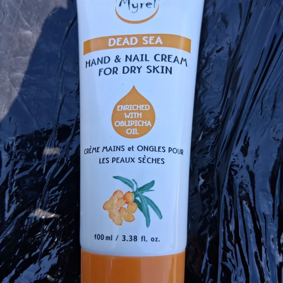 APPROXIMATELY 75 MYREL DEAD SEA HAND AND NAIL CREAM 100ML