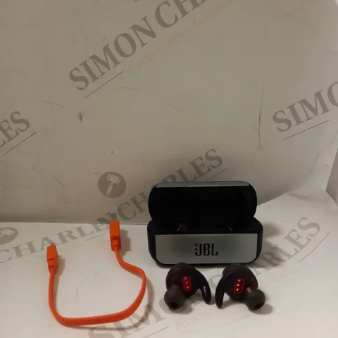 JBL REFLECT FLOW - TRULY WIRELESS IN-EAR SPORT HEADPHONES IN BLACK