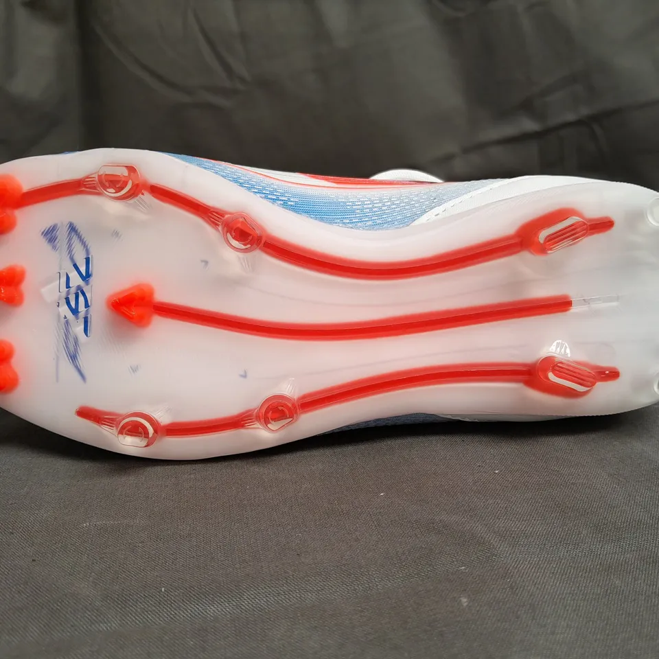 BOXED PAIR OF ADIDAS F50 PRO FG J BOOTS SIZE UK 1