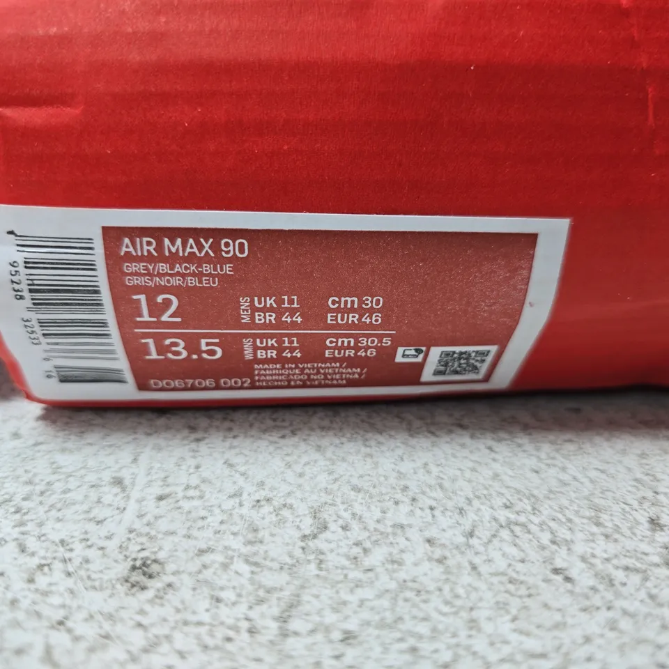 BOXED PAIR OF NIKE AIR MAX 90 TRAINERS - UK SIZE 11