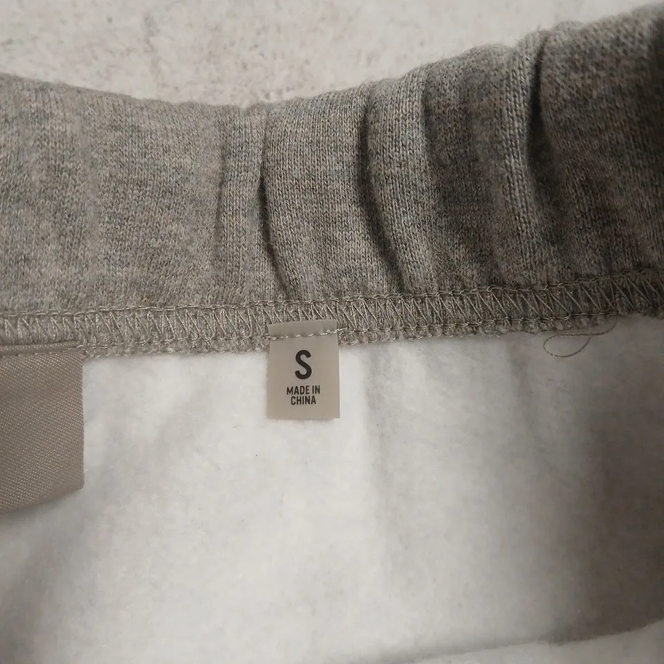ESSENTIALS FEAR OF GOD MENS GREY SHORTS SMALL