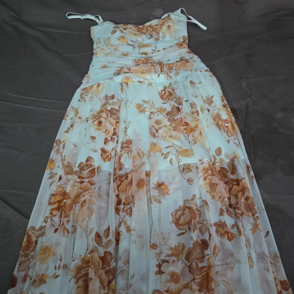 ABERCROMBIE AND FITCH FLORAL PATTERN OCCASSIONAL DRESS - SIZE SMALL