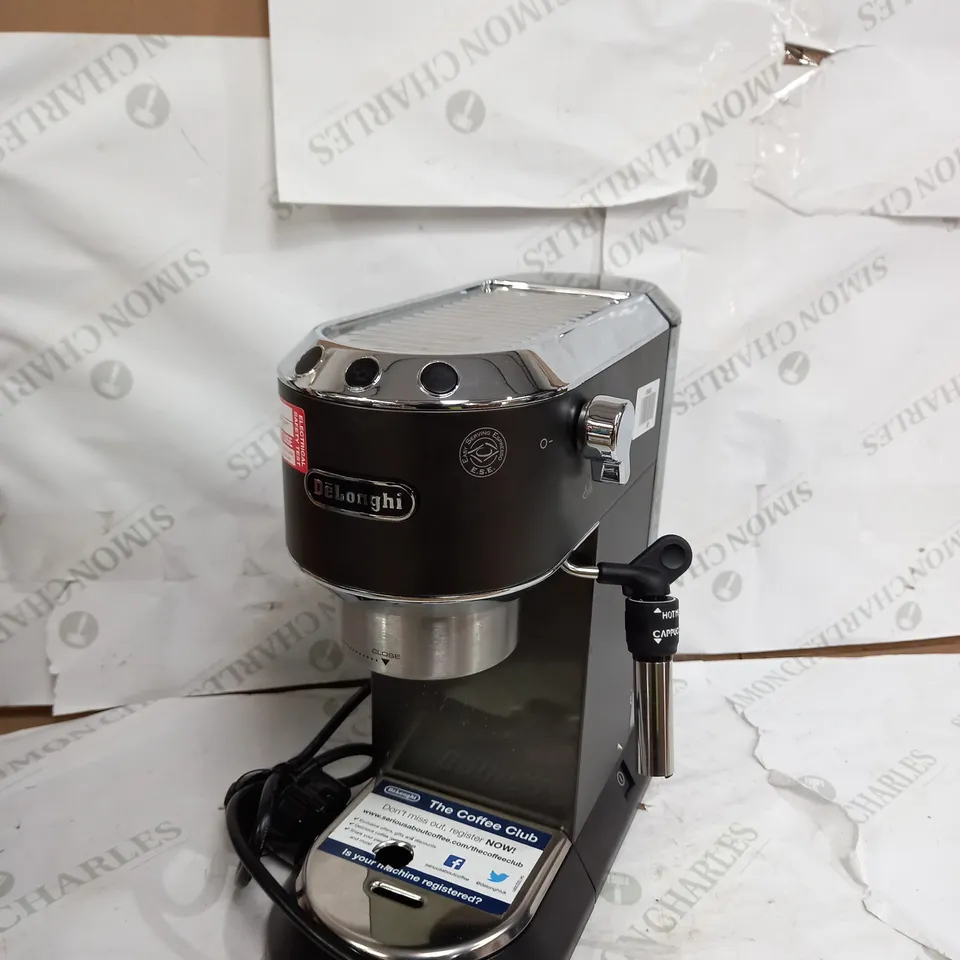 DELONGHI DEDICA STYLE PUMP ESPRESSO COFFEE MACHINE BLACK