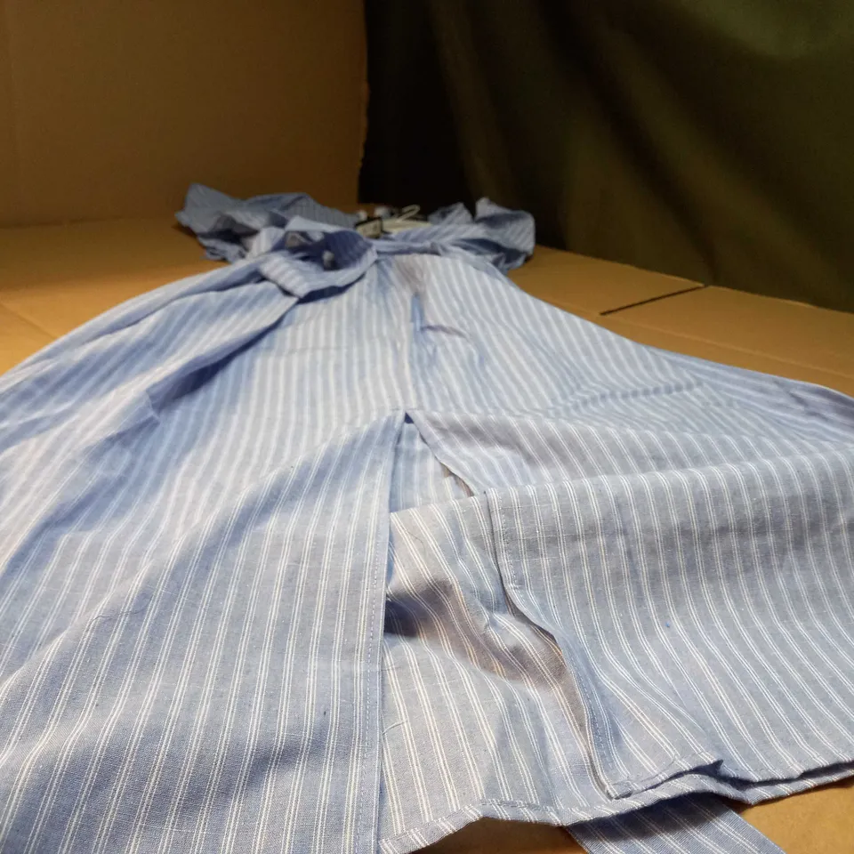 BOOHOO POWDER BLUE RUFFLE SHOULDER STRIPE SKATER DRESS - SIZE 14
