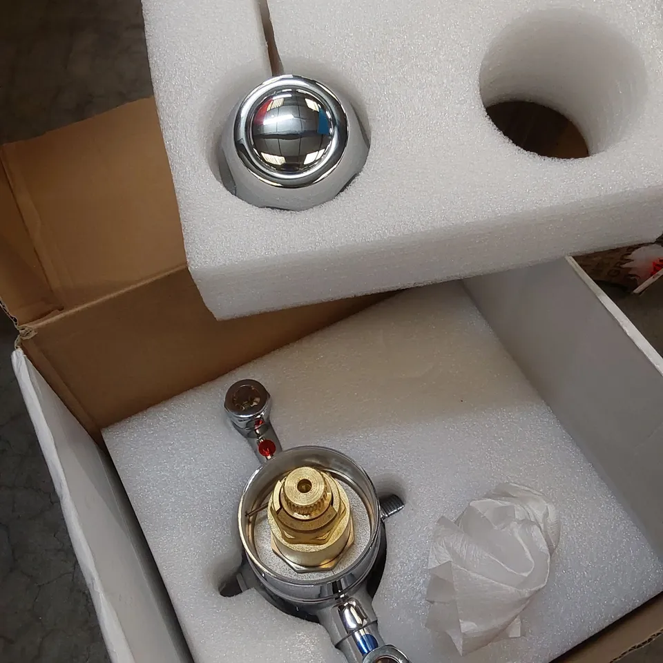 BOXED SINGLE CONCEALED THERMOSTATIC SHOWER VALVE