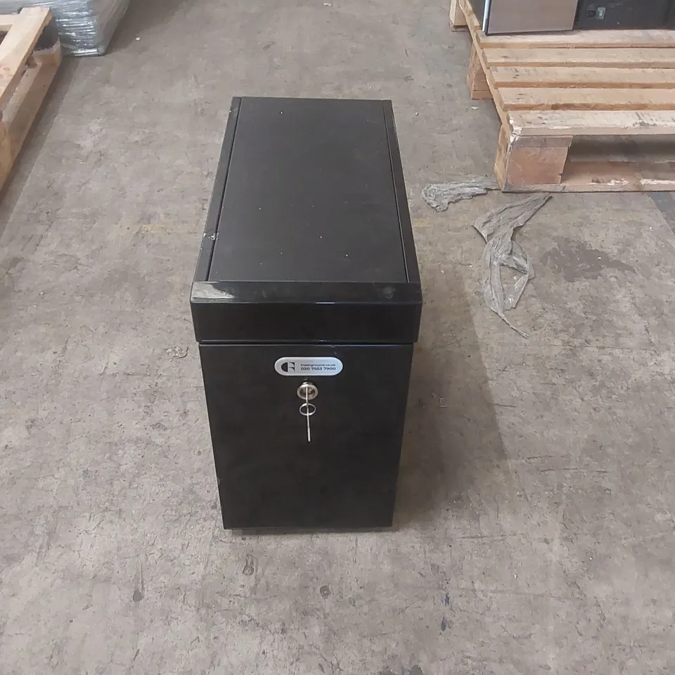 VITRIFRIGO COMMERCIAL MILK CHILLER