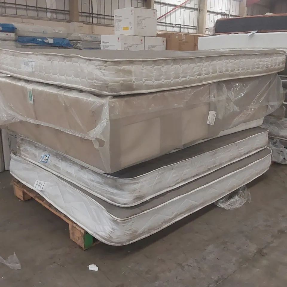 PALLET CONTAINING APPROXIMATELY 4x ASSORTED MATTRESSES AND 2x ASSORTED DIVAN BASE PARTS