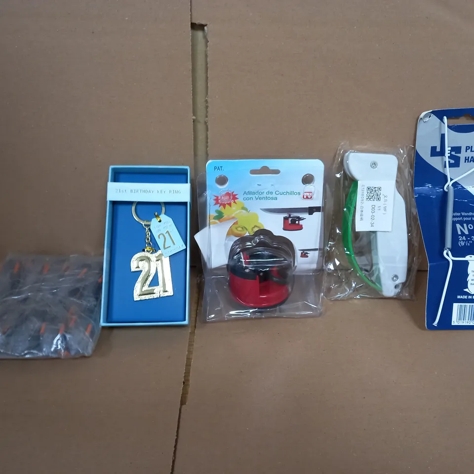 BOX OF APPROXIMATELY 20 ASSORTED ITEMS TO INCLUDE - KNIFE SHARPENER , PLATE HANGER , FISHING WEIGHTS ETC