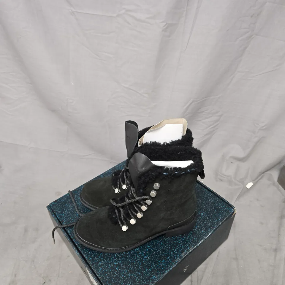 EMU AUSTRALIA BILLINGTON BOOTS – BLACK WATERPROOF SUEDE, MERINO WOOL LINING, UK 6