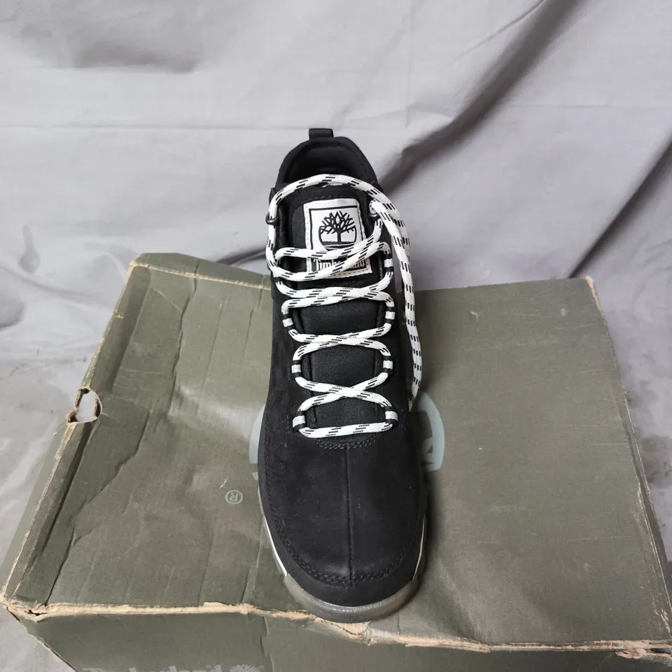 TIMBERLAND BLACK HIKING BOOTS UK SIZE 9