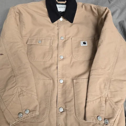 CARHARTT BUTTON JACKET IN BROWN - SMALL