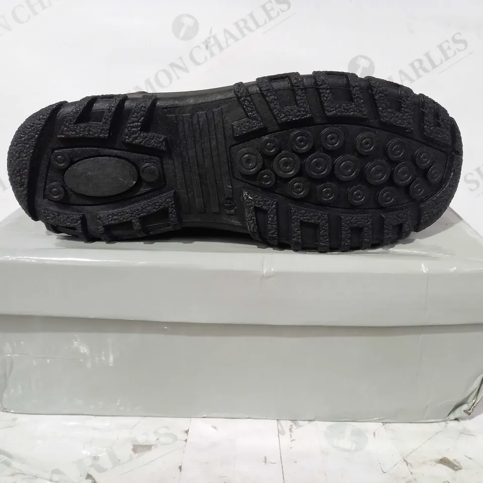 BOXED PAIR OF WILD TRIBE SLIP-ON SHOES IN BLACK UK SIZE 4