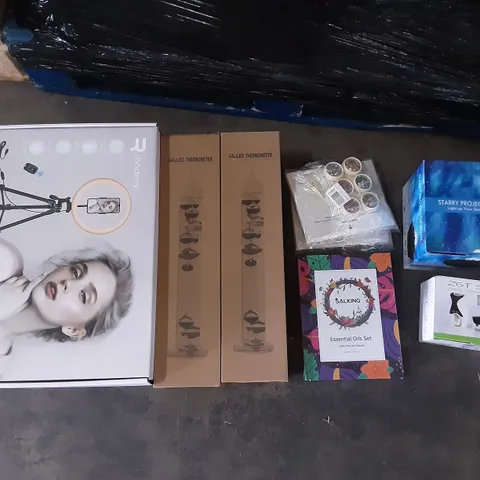 PALLET OF ASSORTED HOMEWARE ITEMS TO INCLUDE RING LIGHT, MAKEUP, THERMOMETERS ETC