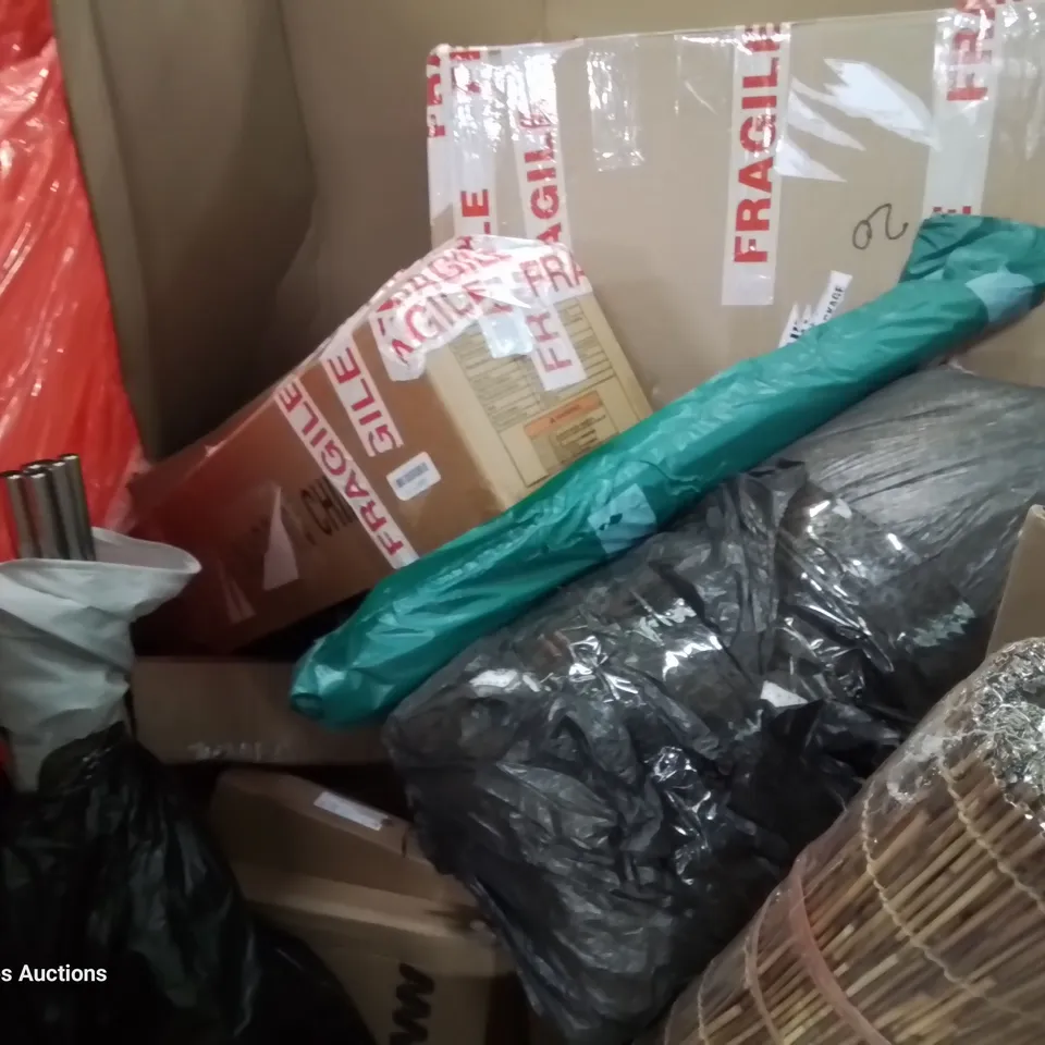 PALLET OF ASSORTED ITEMS INCLUDING: ELECTRICAL CONVERTER HEATER, MEMORY FOAM MATTRESS TOPPER, BASKETBALL HOOP & BALL SET, WOK FRYING PAN, TOILET SEAT