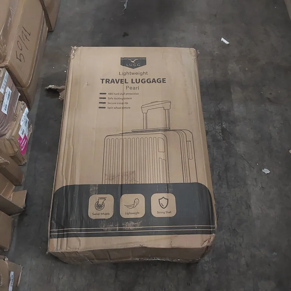 BOXED LUGG LIGHTWEIGHT TRAVEL SUITCASE 