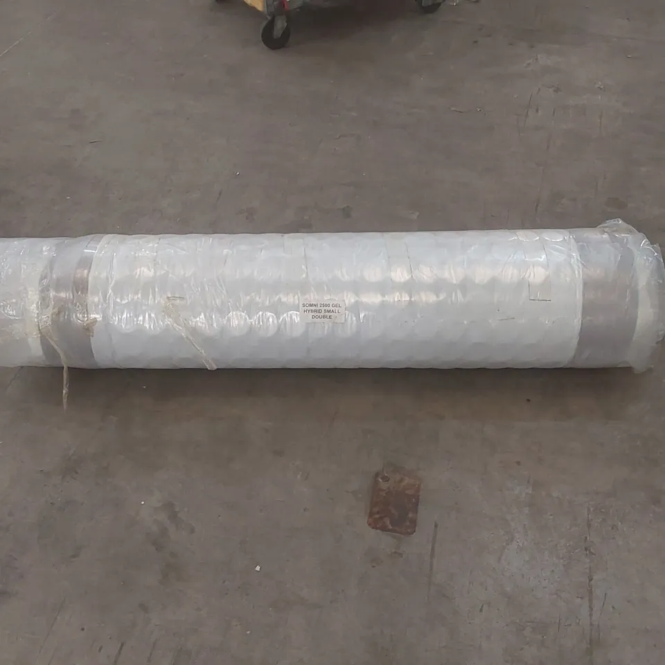 BRAND NEW BAGGED AND ROLLED SOMNI 2500 GEL HYBRID MATTRESS - 4FT SMALL DOUBLE