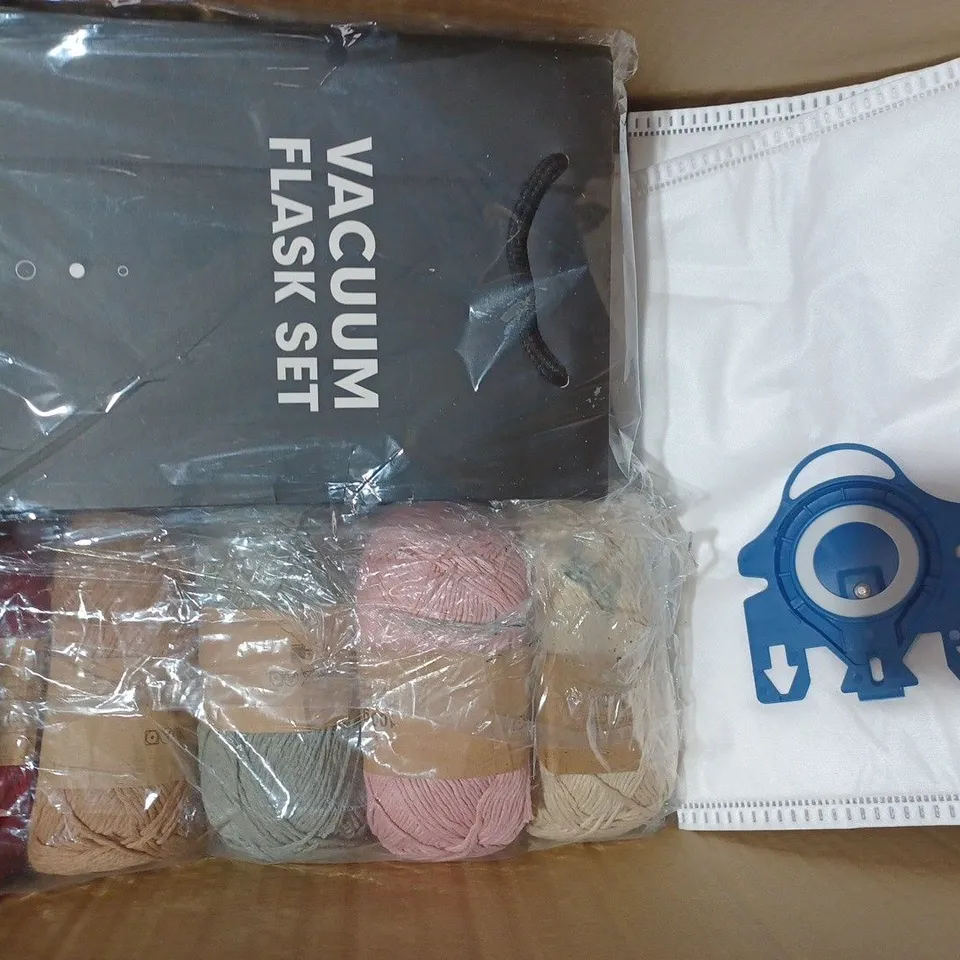 BOX OF APPROXIMATELY 5 ASSORTED HOUSEHOLD ITEMS TO INCLUDE WOODEN FOOT MASSAGER, HOT WATER BOTTLE, ETC