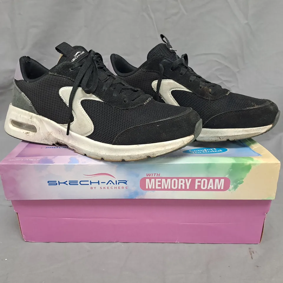 SKECHERS SKECH-AIR COURT TRAINERS IN BLACK SIZE 6.5