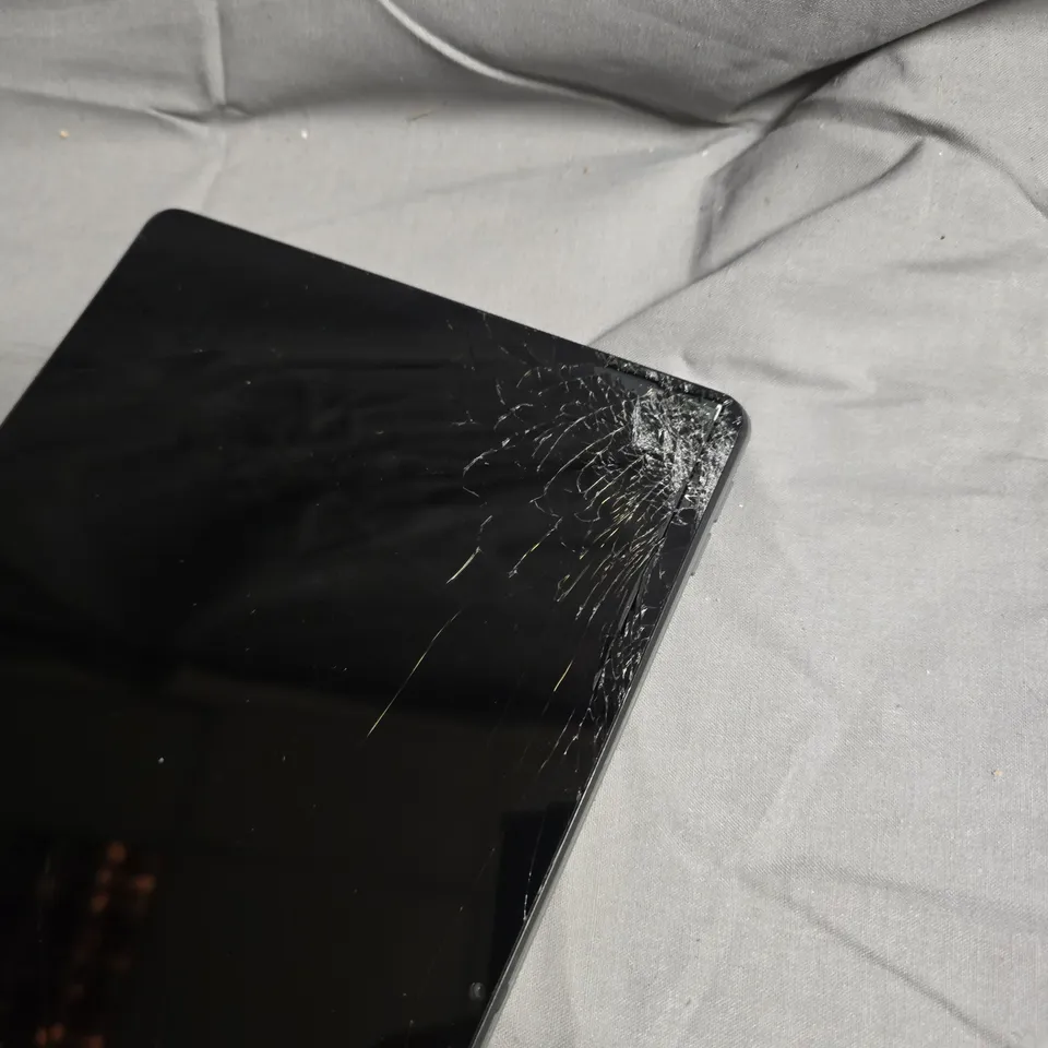 LENOVO DOLBY ATMOS TB125FU TABLET