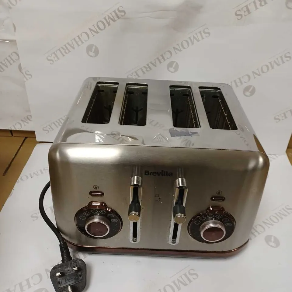 BREVILLE 4-SLICE TOASTER - STAINLESS STEEL
