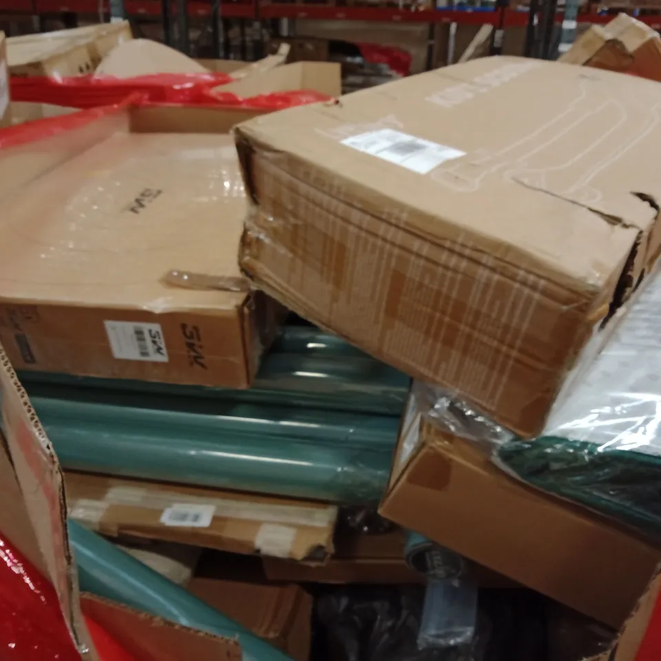 PALLET OF ASSORTED HOUSEHOLD GOODS AND PRODUCTS TO INCLUDE;KIDS SCOOTER,AREA RUG,CAR MATS