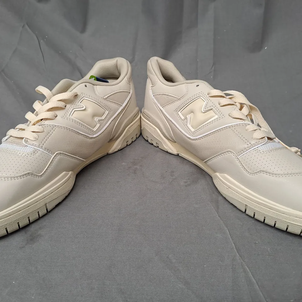 PAIR OF NEW BALANCE 550 TRAINERS IN BEIGE UK SIZE 10.5