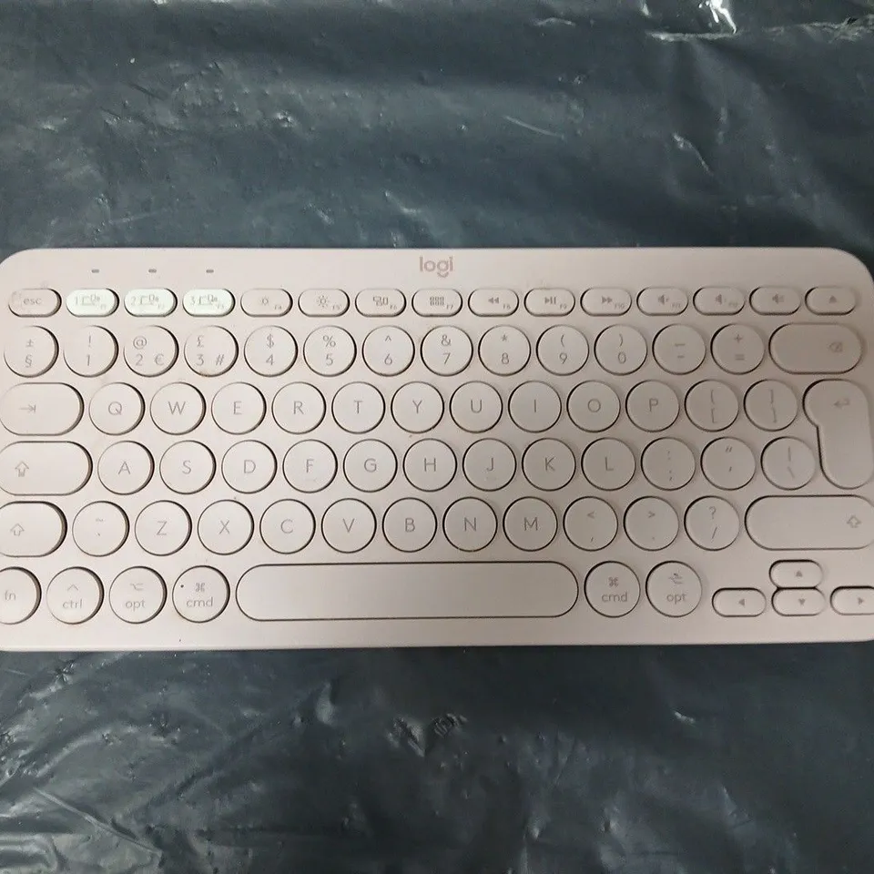 BOXED LOGITECH MULTI-DEVICE K380 KEYBOARD IN PINK