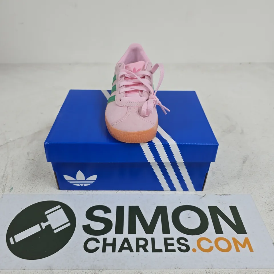 BOXED PAIR OF ADIDAS CHILDRENS GAZELLE TRAINERS IN PINK - UK12K