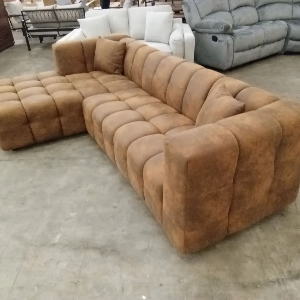 DESIGNER 5 SEATER FABRIC CORNER SOFA - BROWN
