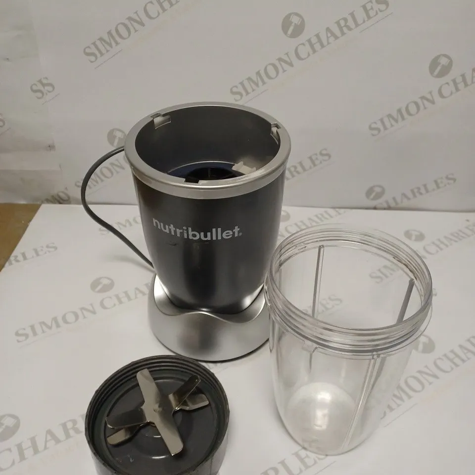 NUTRIBULLET 600 SERIES 600W NUTRITION EXTRACTOR 