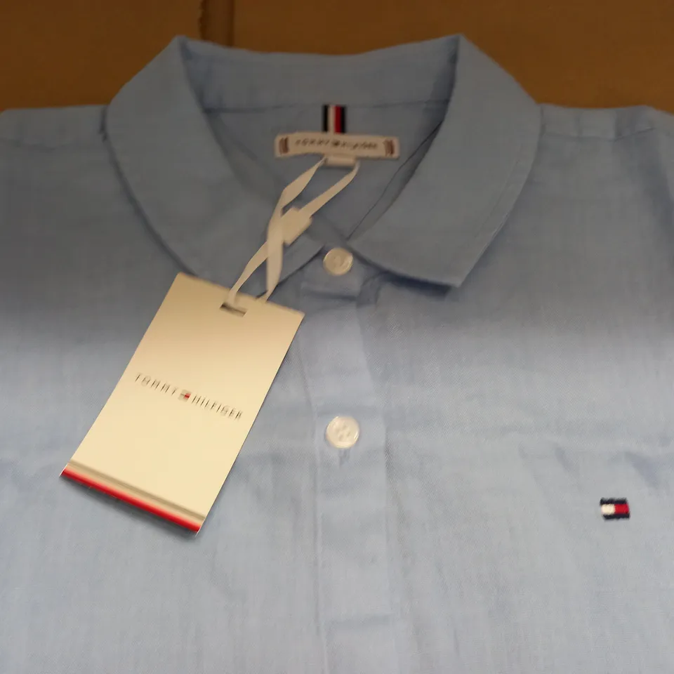 TOMMY HILFIGER LINEN SHIRT IN LIGHT BLUE - UK 10