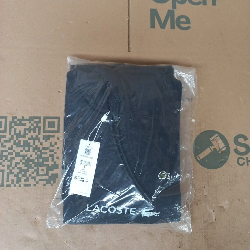 BAGGED LACOSTE HOODY IN NAVY SIZE 5