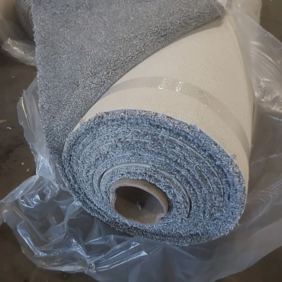 ROLL OF QUALITY ULTIMATE EXPRESSIONS EARL GREY CARPET // APPROX SIZE: 5 X 7.3m