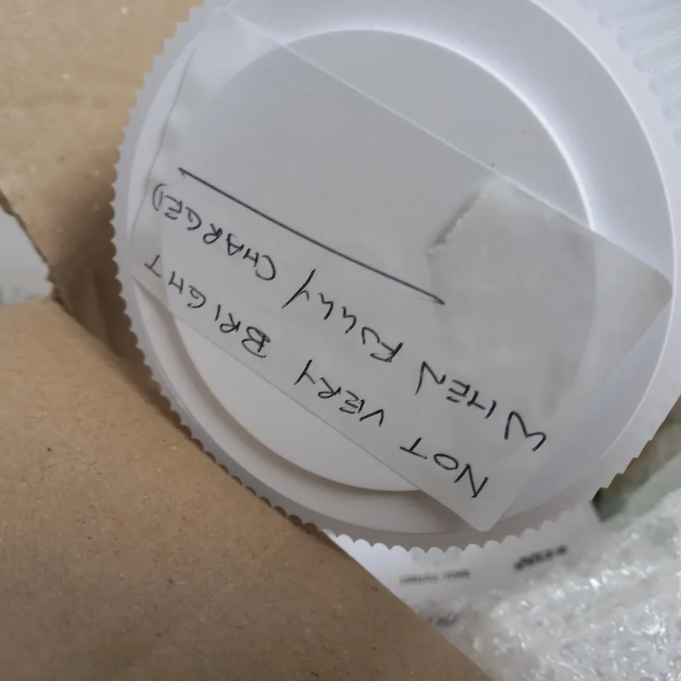 SFIXX SET OF 2 INDOOR OUTDOOR TOUCH TABLE LIGHTS - WHITE