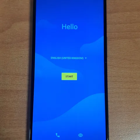 BOXED TCL 40 R5G IN STARLIGHT BLACK - T771K
