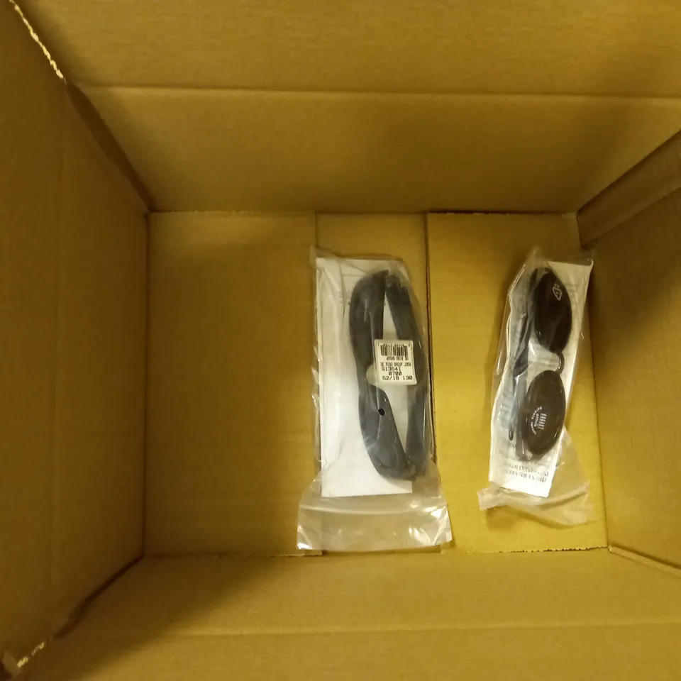 BOX OF APPROX 5 PAIRS OF ASSORTED SUNGLASSES TO INCLUDE VOGART 1383I. VOGART 2412I, VOGART 2467I.