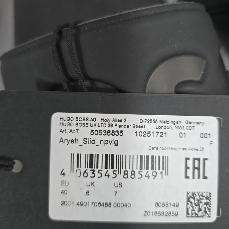 HUGO BOSS BLACK SLIDE SANDALS – UK 6 (EU 40)