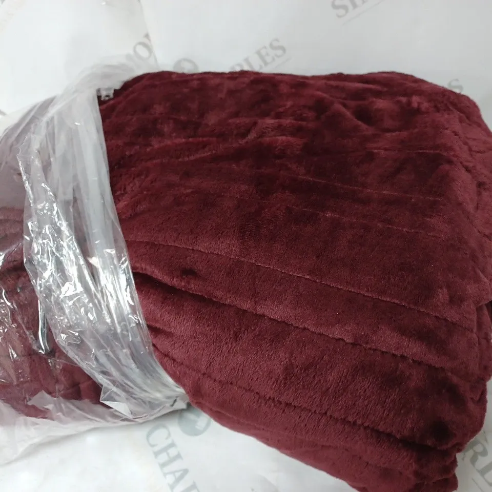 COZEE HOME HEATED THROW IN SHIRAZ WINE 